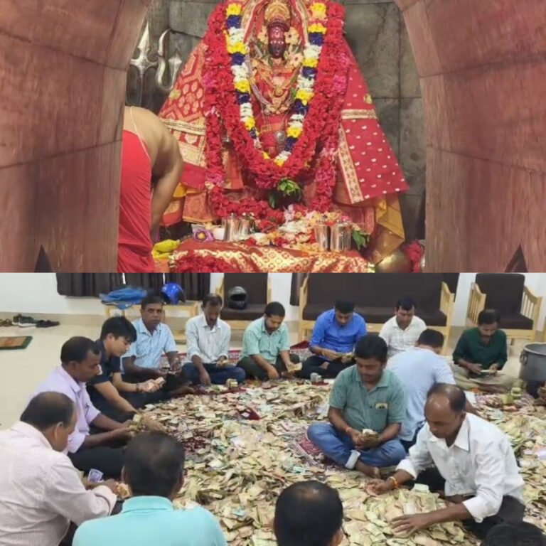১ মাস ২০ দিন পর খুলল মাতা ত্রিপুরা সুন্দরীর প্রণামী বাক্স, মিলল বিদেশি মুদ্রাও!